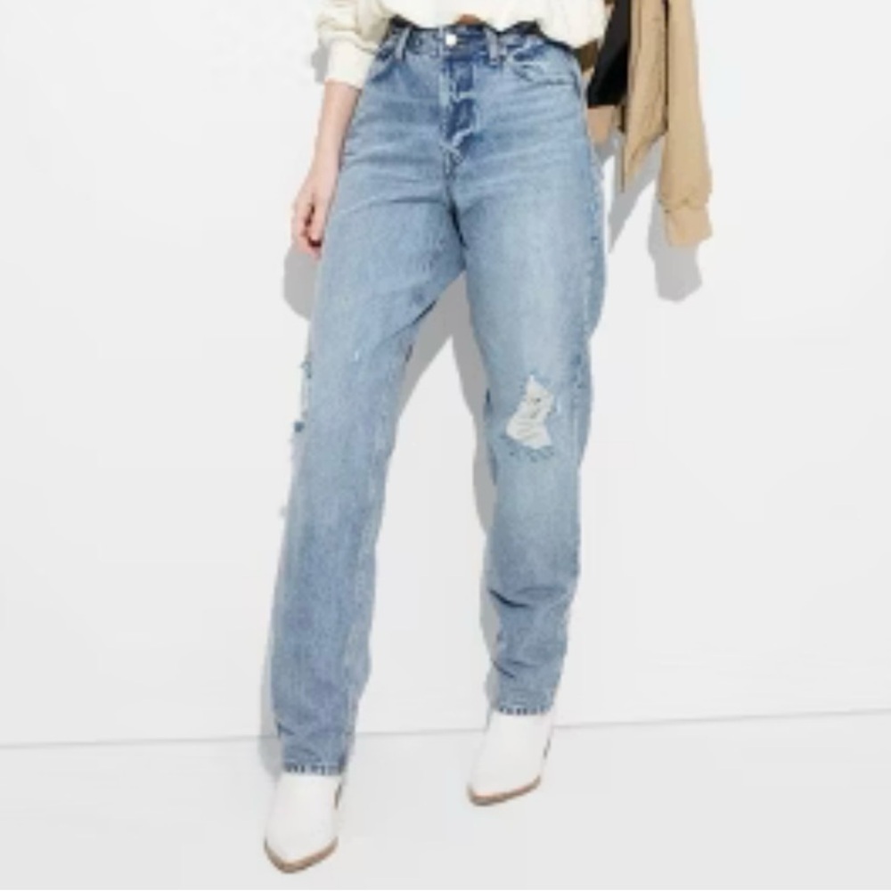 High Rise Curvy Straight Jeans Size 8 NWT Medium Wash 32” Inseam